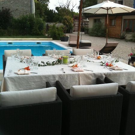 קולומבי-לה-דו-אגליז Logis Hotel La Grange Du Relais מראה חיצוני תמונה